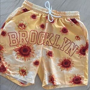 ROMWE Sunflower Print Elastic Waist Shorts
